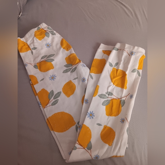 Girls size 8, Carter's pajama set - Picture 3 of 4